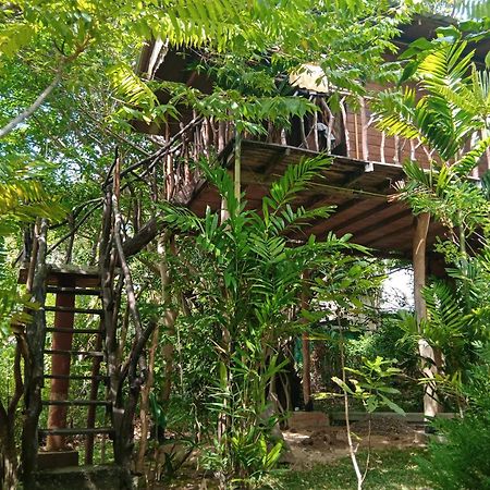 Sigiriya Rock Gate Tree House Hotel ภายนอก รูปภาพ