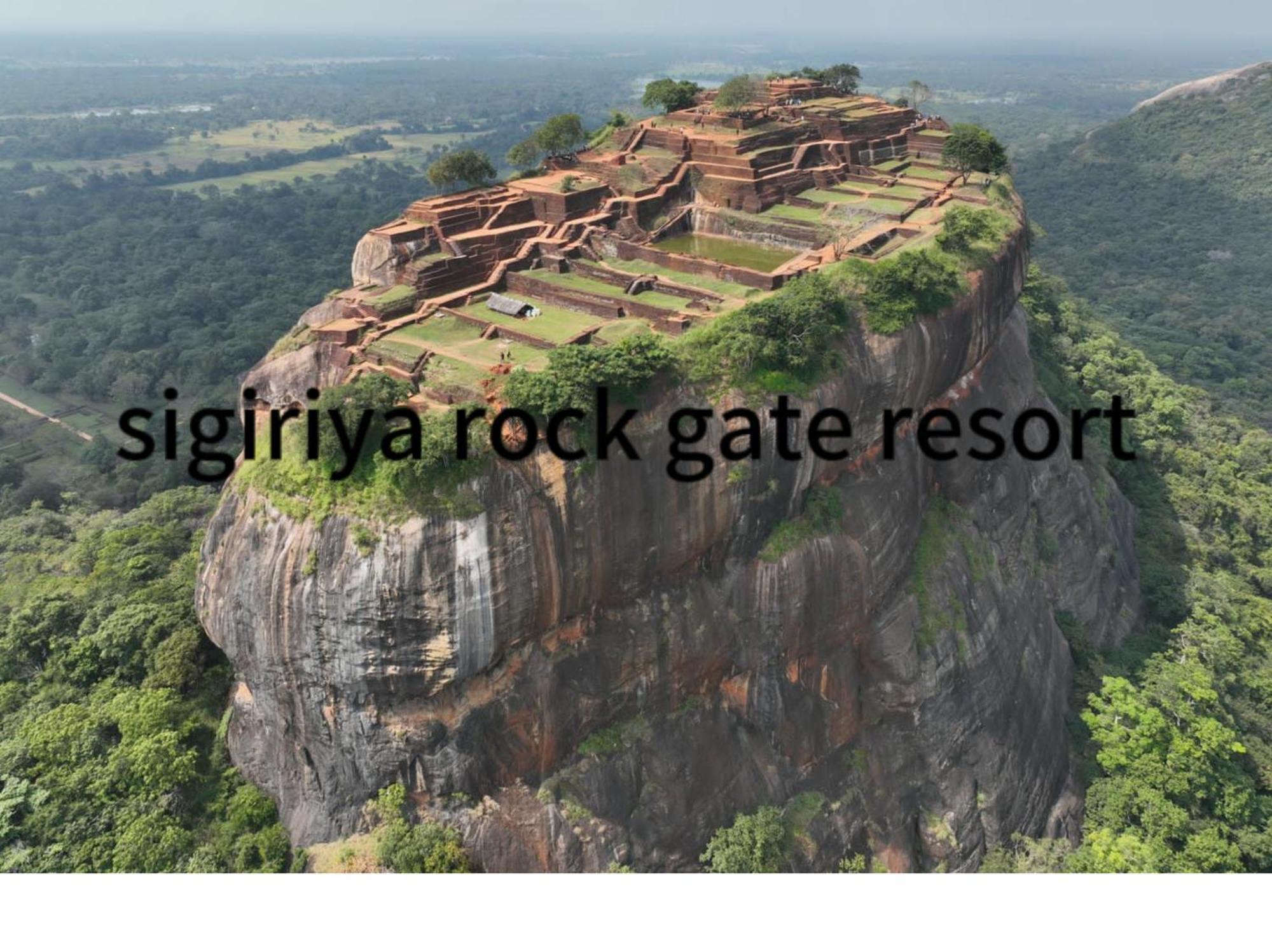 Sigiriya Rock Gate Tree House Hotel ภายนอก รูปภาพ